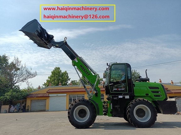 Telescopic wheel loader Inspection of engine oil quantity, hydraulic oil and electrolyte